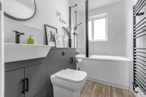 Family Bathroom- click for photo gallery